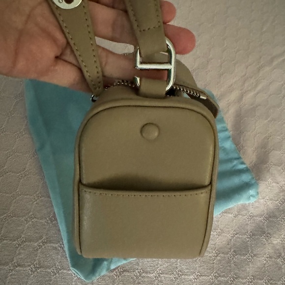New without tags Tiffany & Fred Khaki Shoulder bag w/strap - Picture 5 of 8